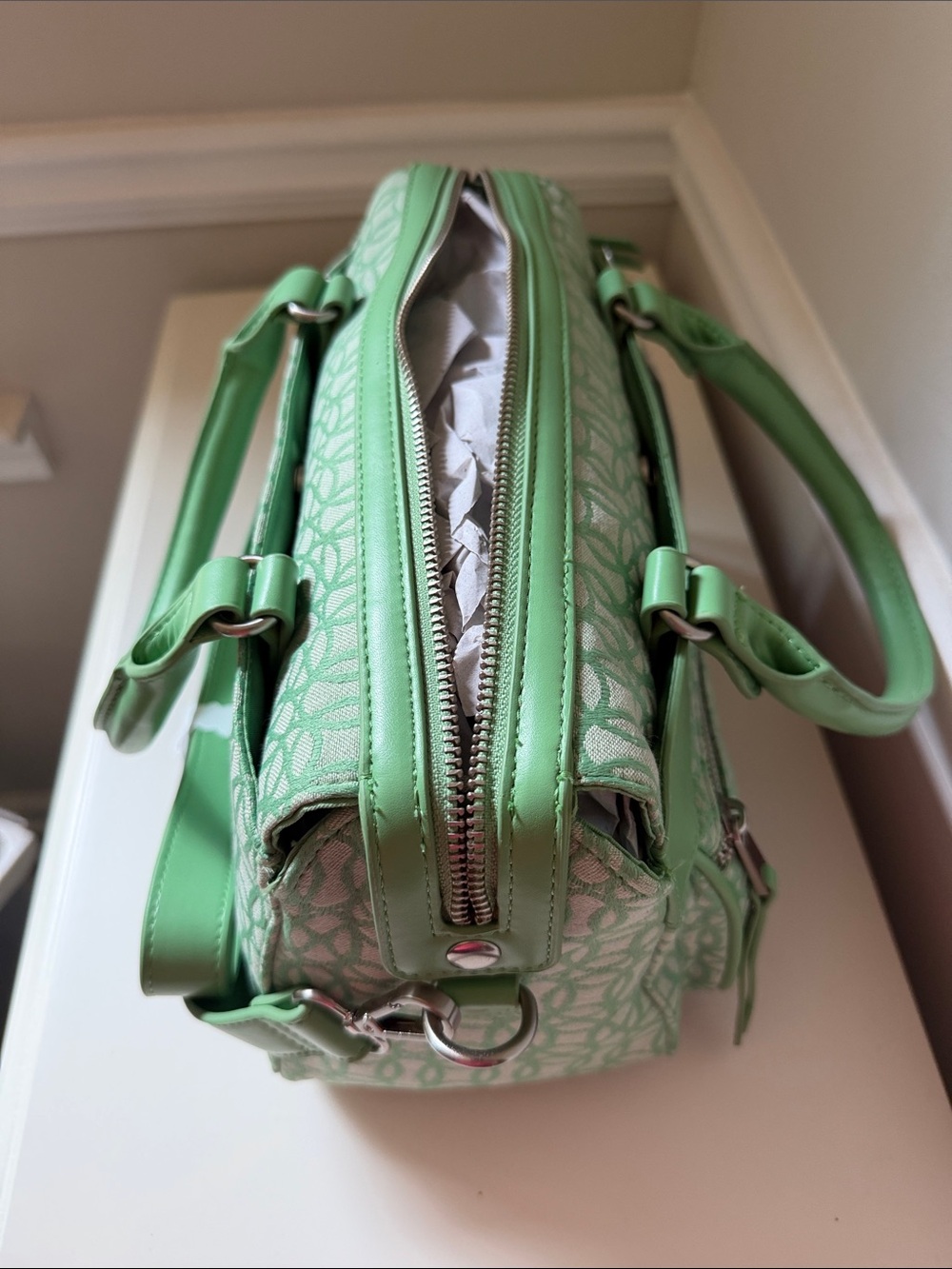 Time and Tru Green Patterned Satchel Tote - Picture 6 of 8